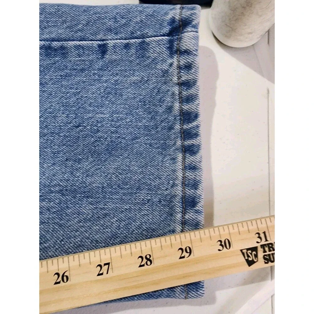 Wrangler Jeans Mens 36x30 Blue Denim Cowboy Workwear Outdoor Classic Comfort